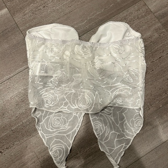 Bundle of 2 Shein Black & White Strapless Lace Tops - Picture 5 of 6